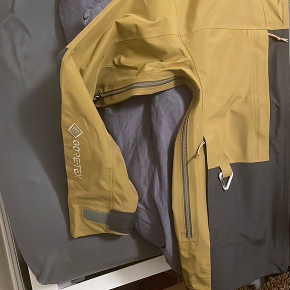Nike ACG Misery Ridge Jacket - Picture 4 of 8